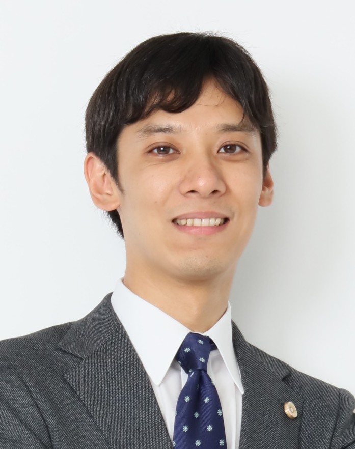 弁護士　川崎翔さん