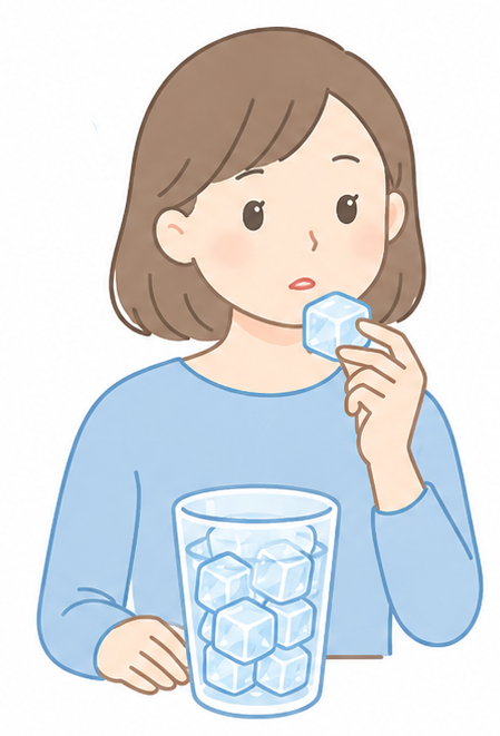 氷を食べる人｜鉄欠乏性貧血のサインとなる氷食症